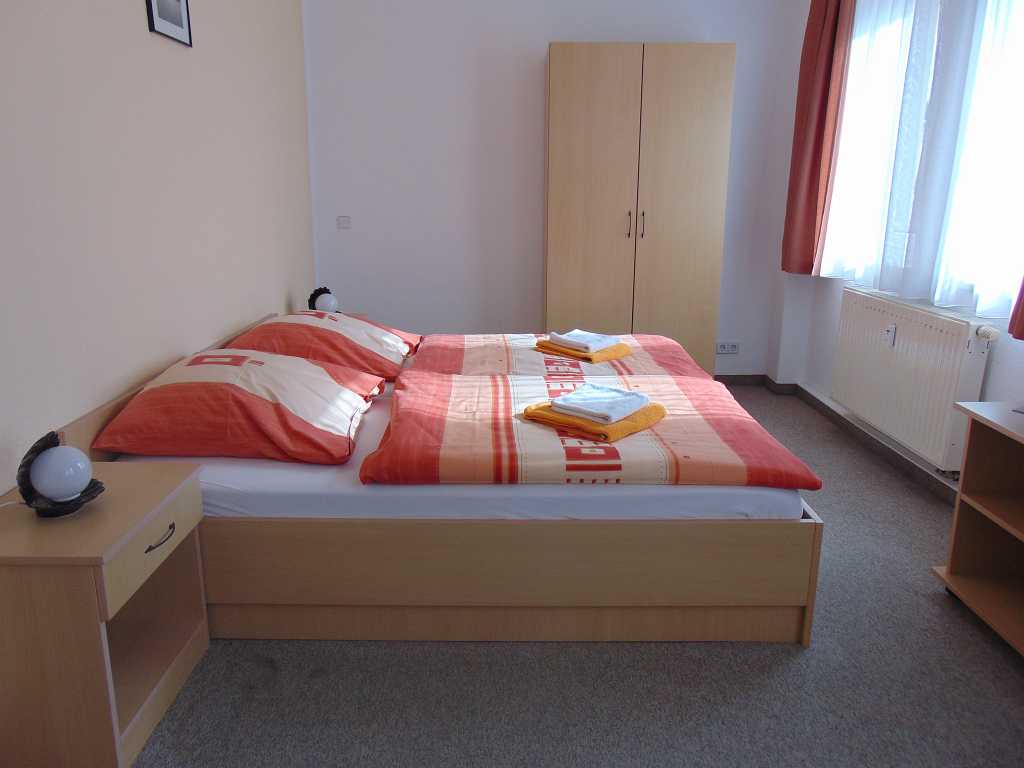 images/Unterkünfte/Gastehaus%20Katz/pension-zur-katze-05.jpg#joomlaImage://local-images/Unterkünfte/Gastehaus Katz/pension-zur-katze-05.jpg?width=1024&height=768