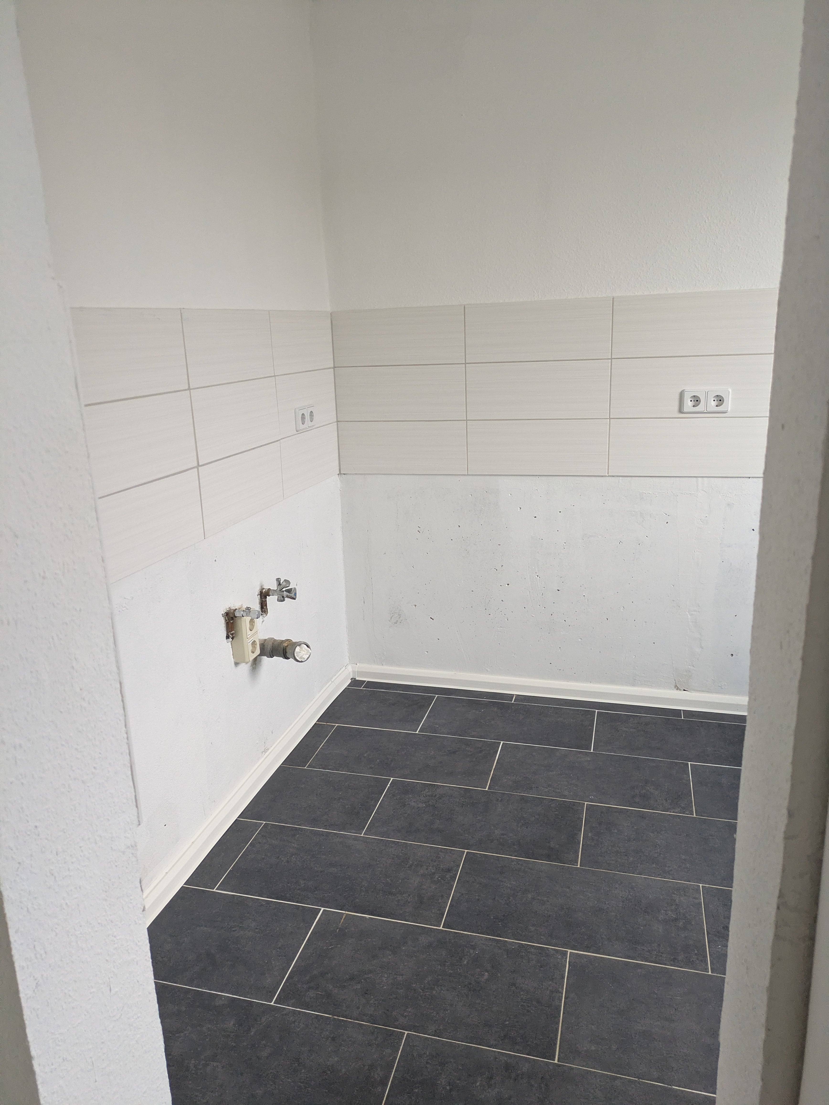 PXL 20251111 080633953 min